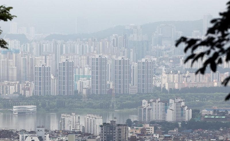 대통령실, ‘임대차 2법’ 폐지 검토… 野 “전셋값 자극"